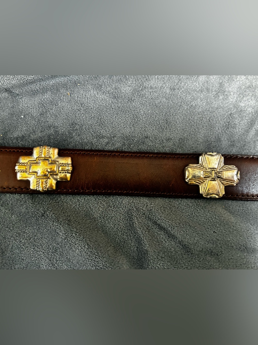 Women’s Fossil Brown Leather Belt with Antique Brass Buckle - Picture 6 of 14